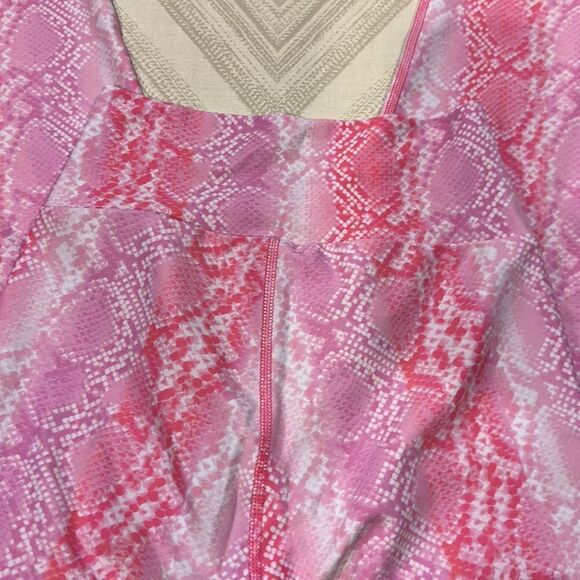 Beach Riot Women’s Pink & White Snakeskin High Waist Cross Waistband Leggings - Picture 6 of 7